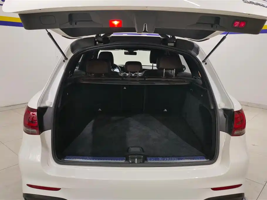 Mercedes-Benz GLC 2021