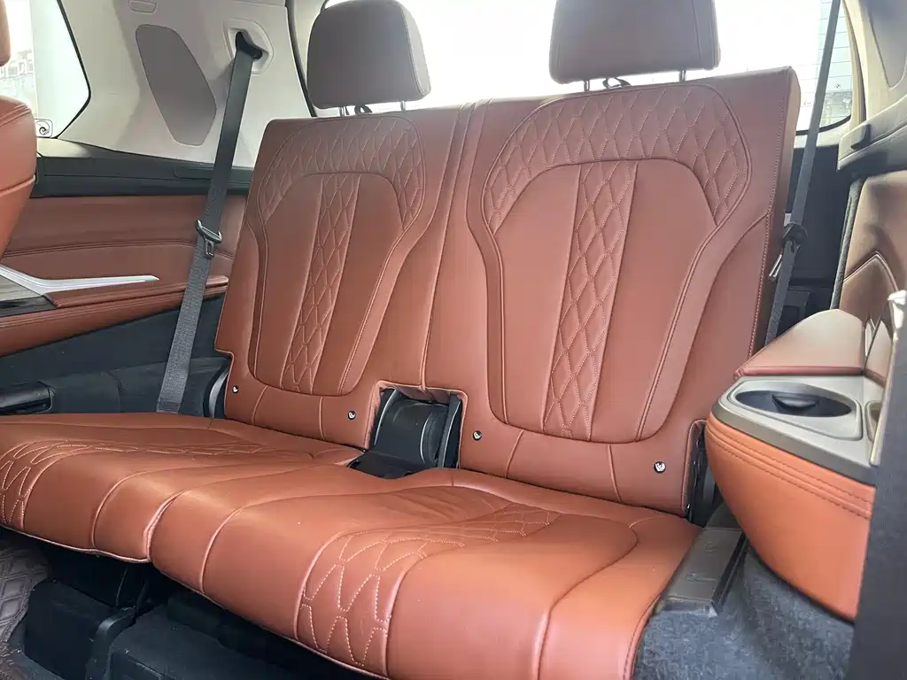 BMW X7 2021 — фото 10