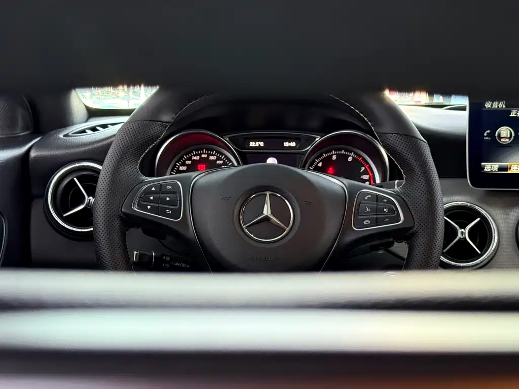 Mercedes-Benz CLA 2018 — фото 7