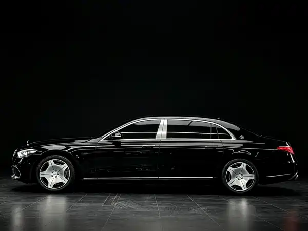Mercedes-Benz Maybach S-Class 2023