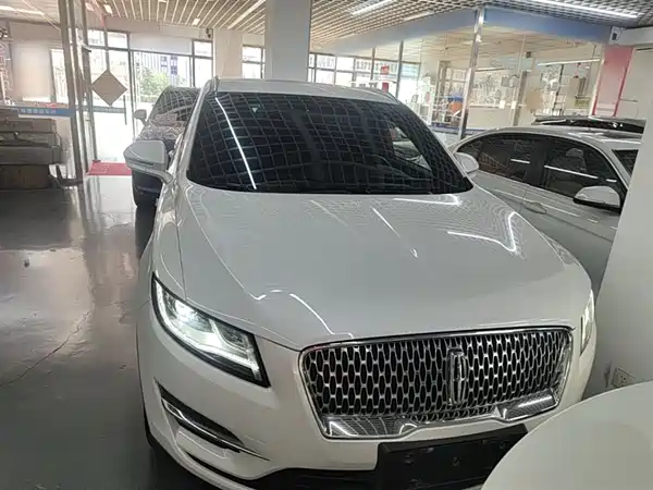 Lincoln MKC 2019