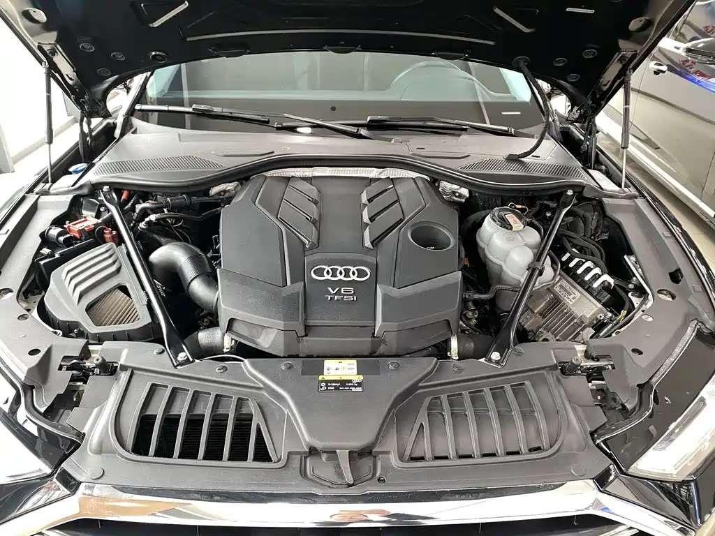Audi A8 2022