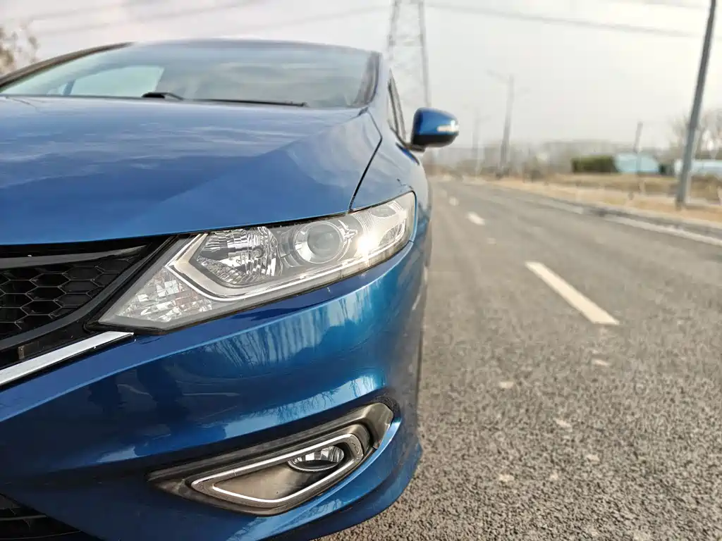 Honda Jade 2017 — фото 16