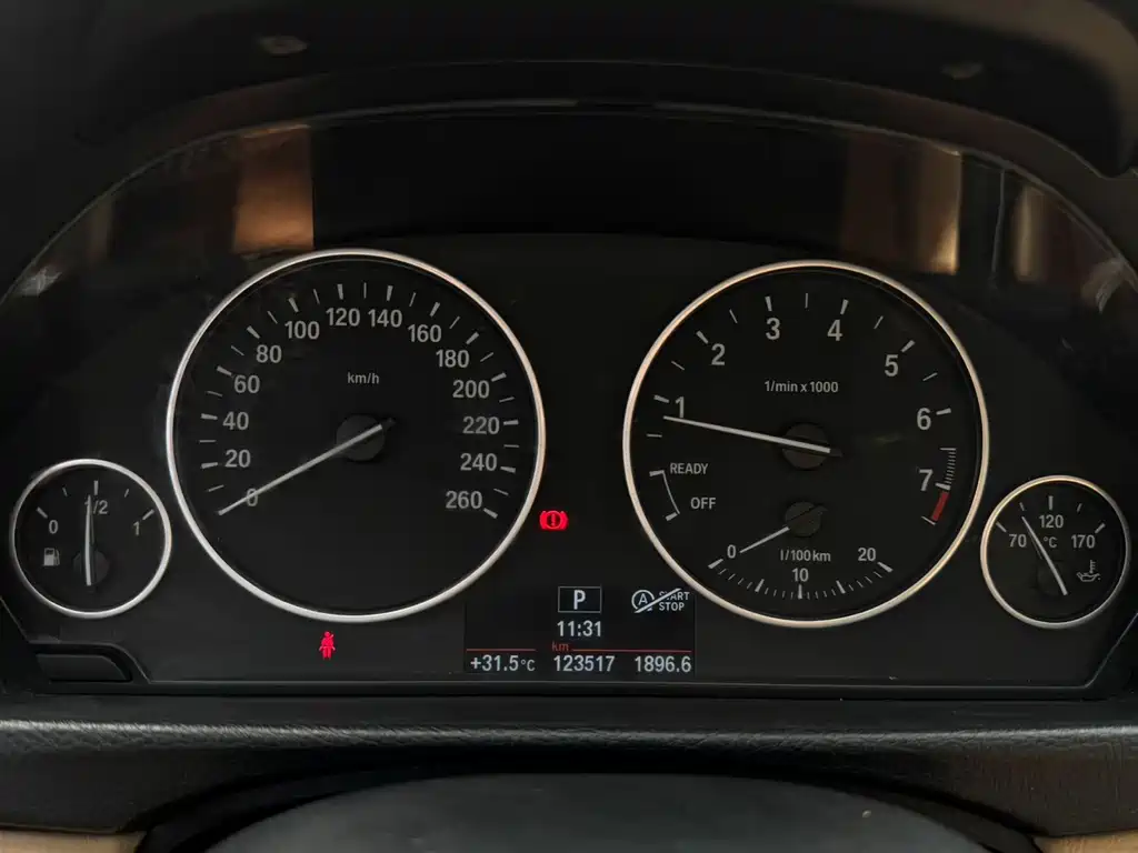 BMW 3 Series 2013 — фото 17