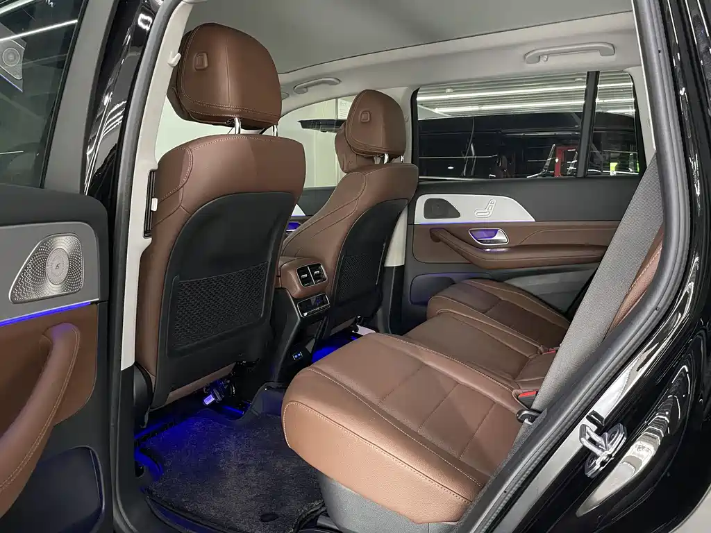 Mercedes-Benz GLS 2025 — фото 17