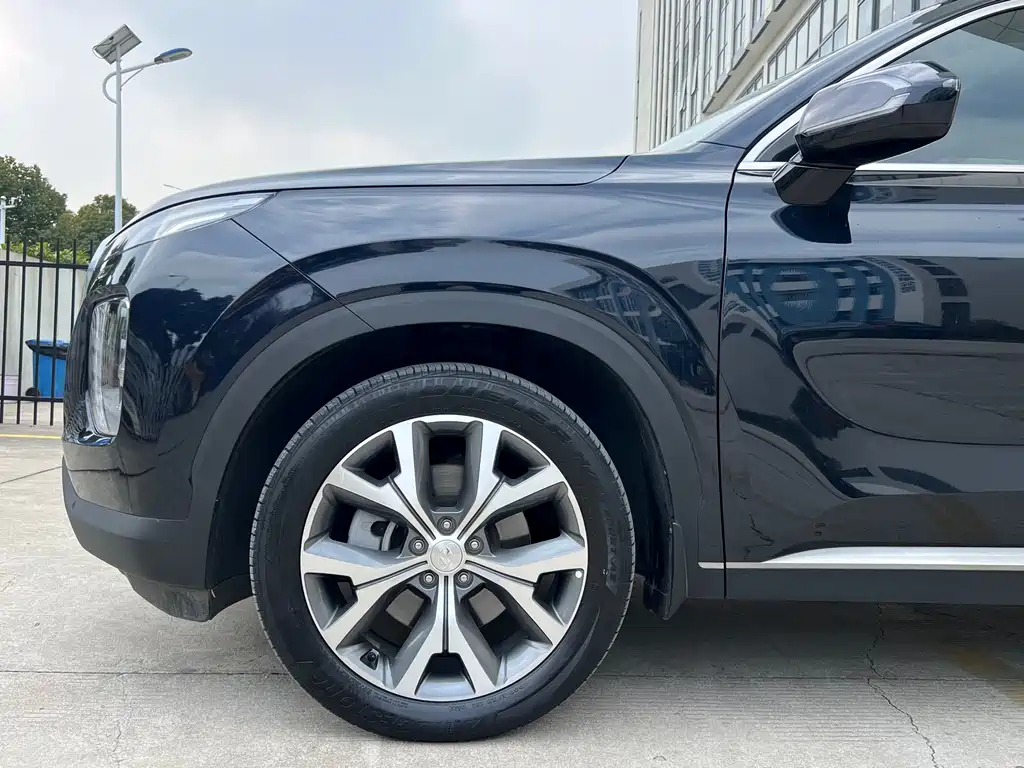 Hyundai Palisade 2023 — фото 10