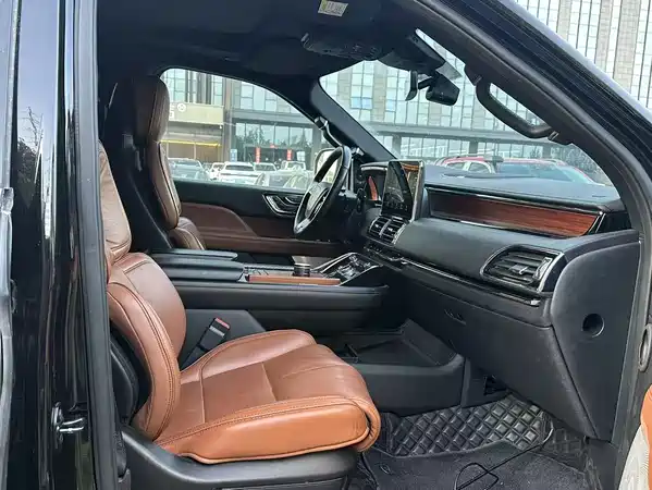 Lincoln Navigator 2019