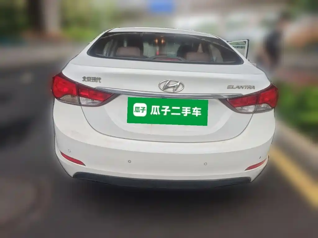 Hyundai Elantra 2016