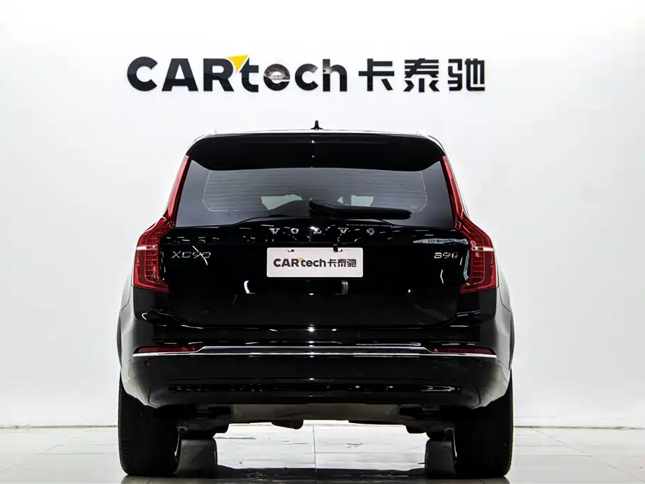 Volvo XC90 2023 — фото 5