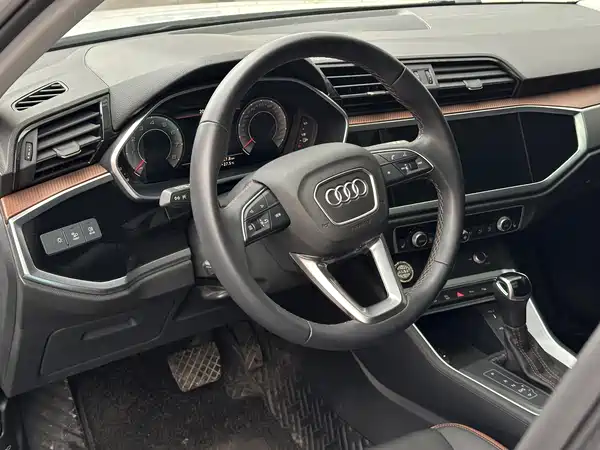 Audi Q3 2022