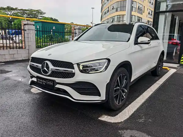 Mercedes-Benz GLC 2021