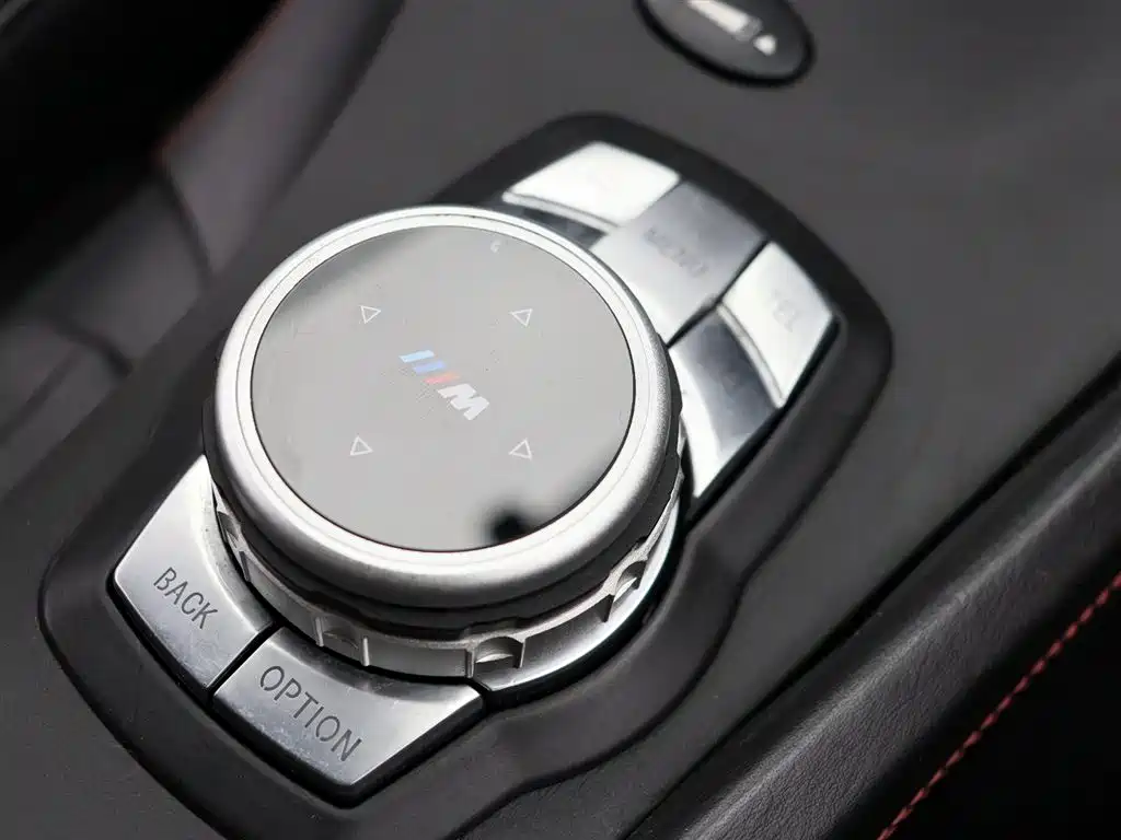 BMW M3 2014 — фото 17