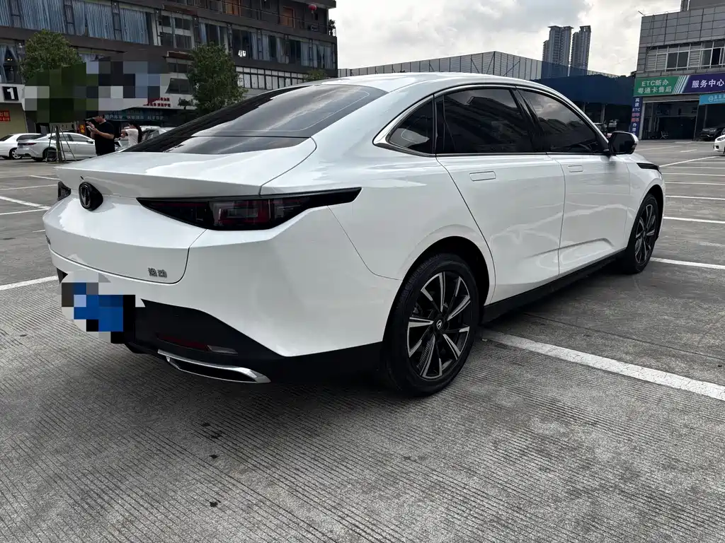 Changan Escape 2024 — фото 10