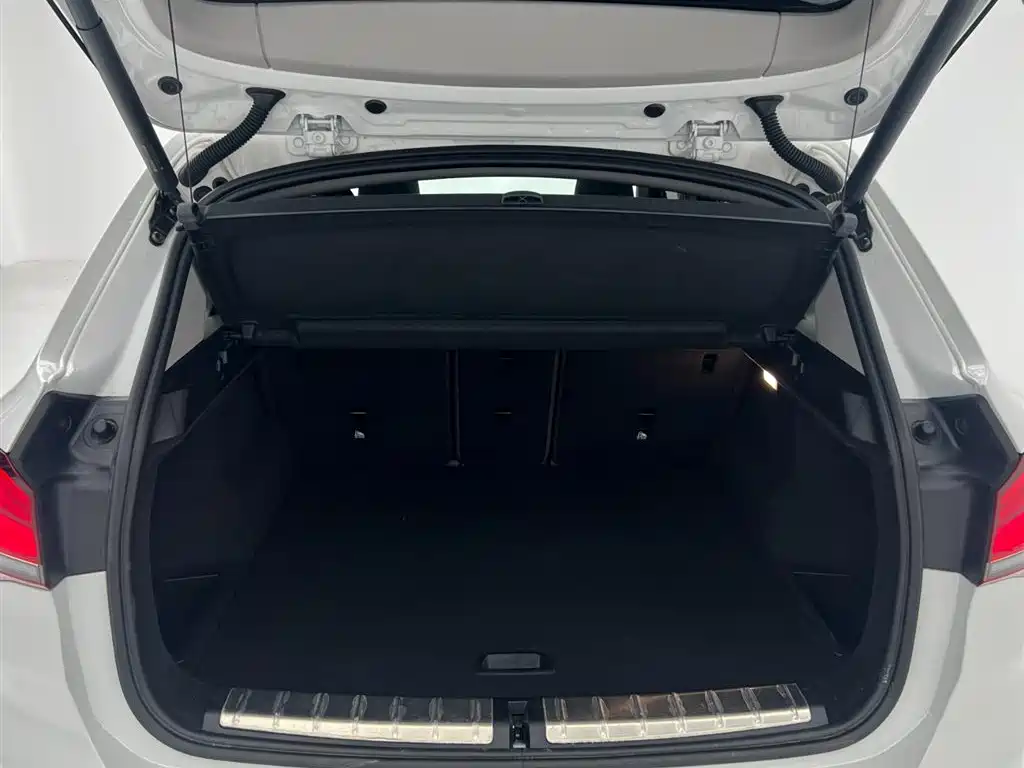 BMW X1 2022 — фото 13