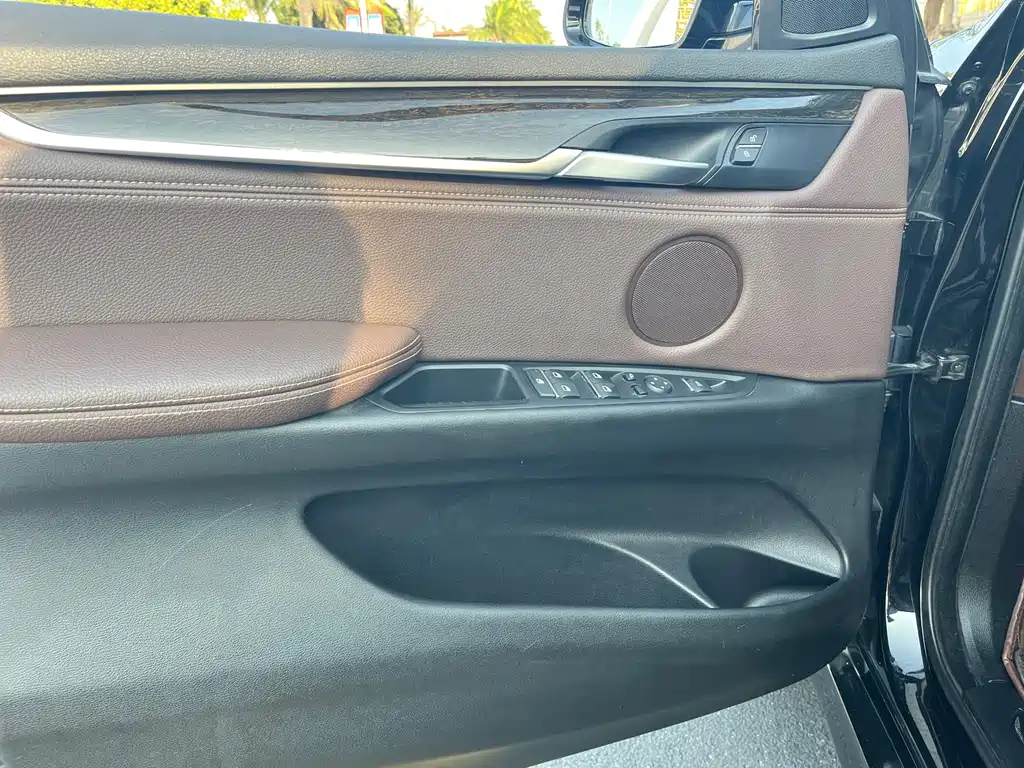 BMW X5 2017 — фото 25
