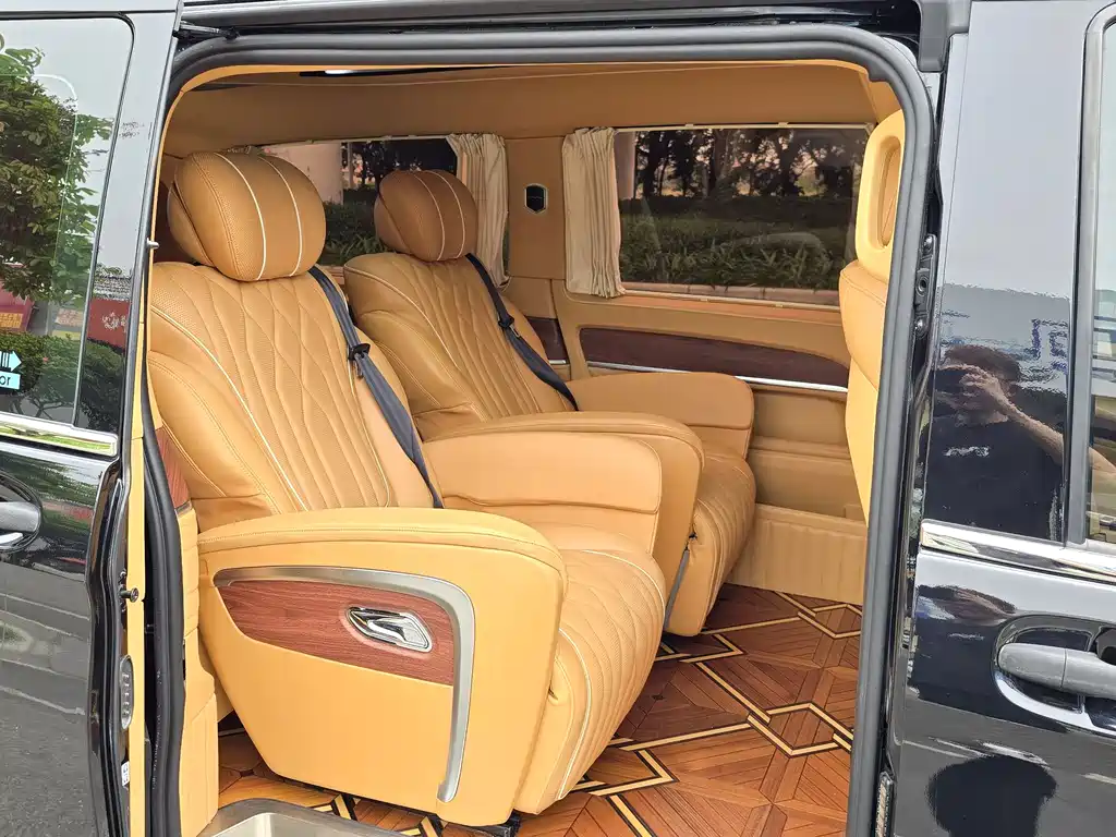 Mercedes-Benz Vito 2021 — фото 19