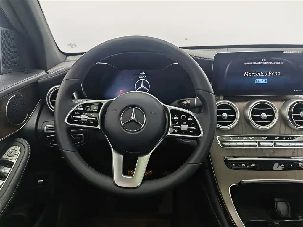 Mercedes-Benz GLC 2021 — фото 11