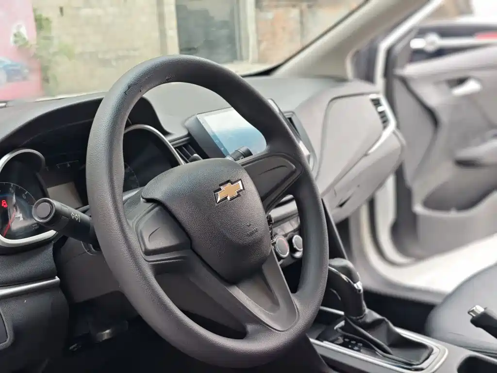 Chevrolet Cavalier 2018 — фото 9