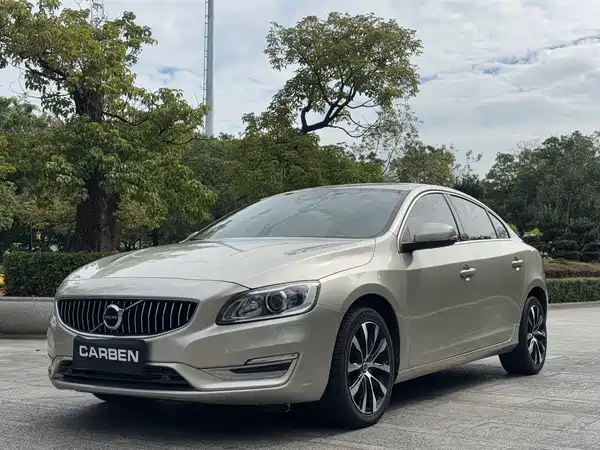 Volvo S60 2019