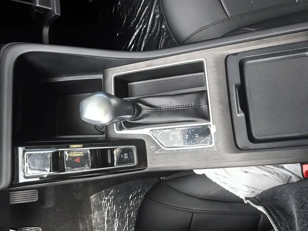 Roewe i5 — фото 13