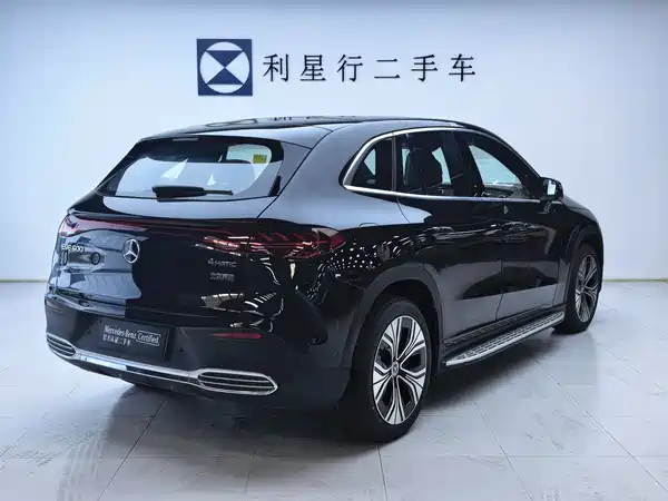 Mercedes-Benz EQE SUV 2024