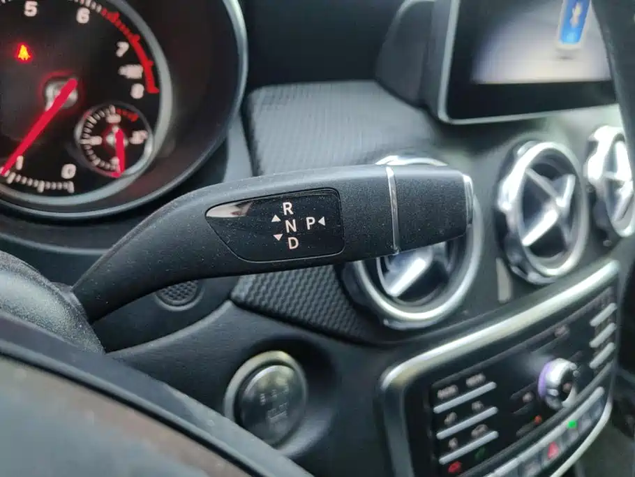 Mercedes-Benz GLA 2019 — фото 16