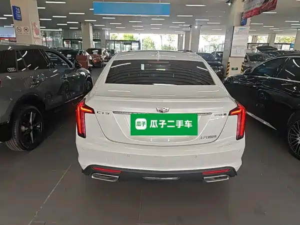 Cadillac CT5 2023