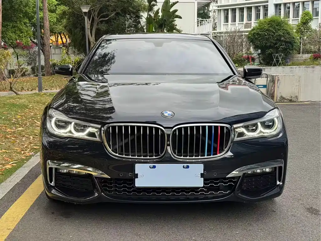 BMW 7 Series 2019 — фото 3