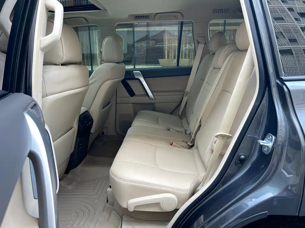 Toyota Prado 2019 — фото 15