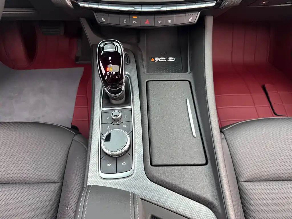 Cadillac CT5 2025 — фото 14