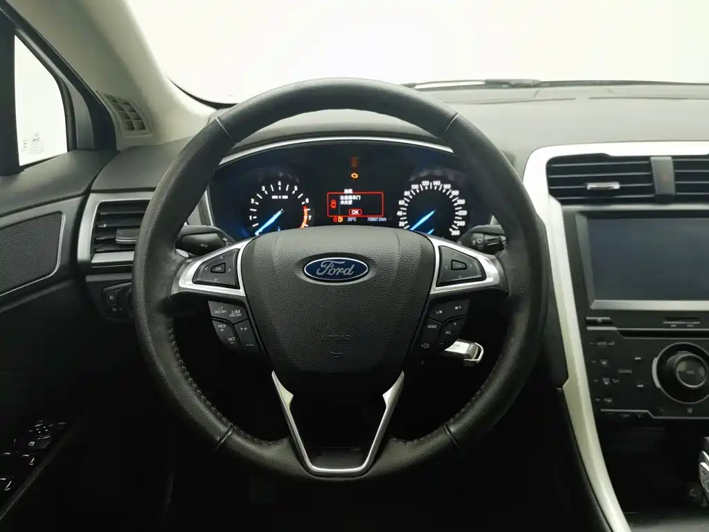 Ford Mondeo 2016 — фото 11