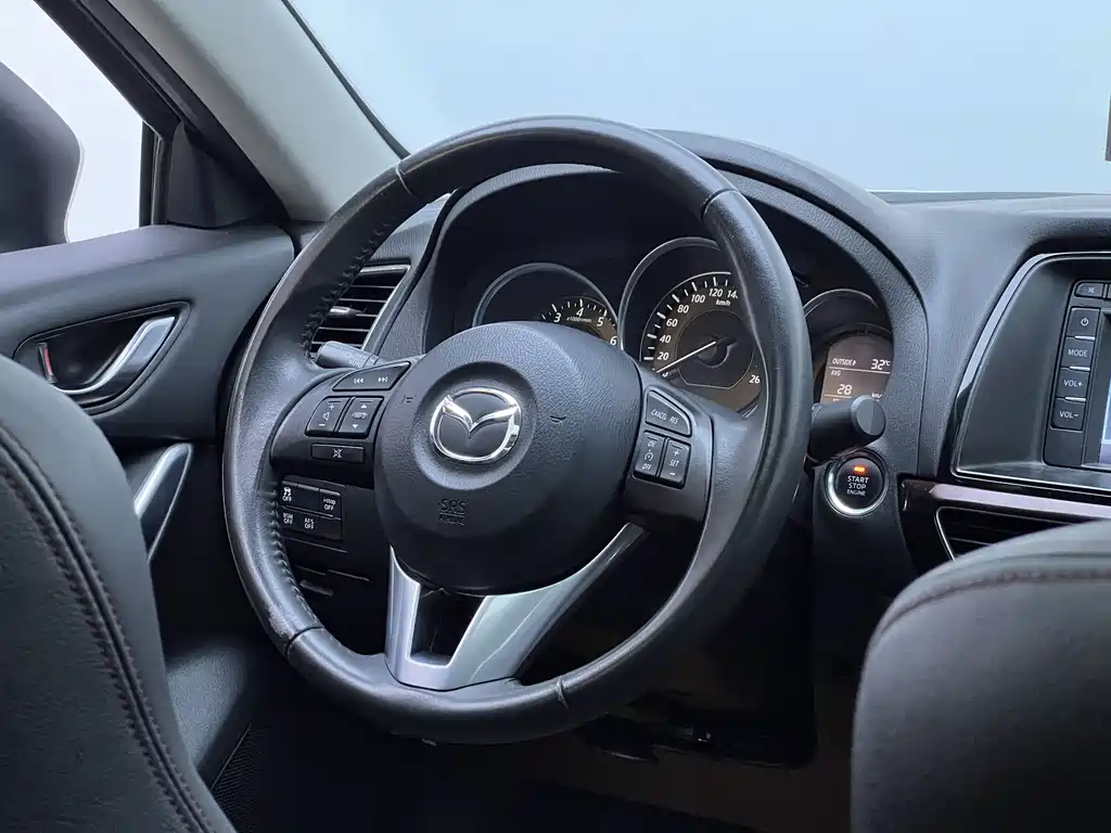 Mazda Atenza 2016 — фото 17