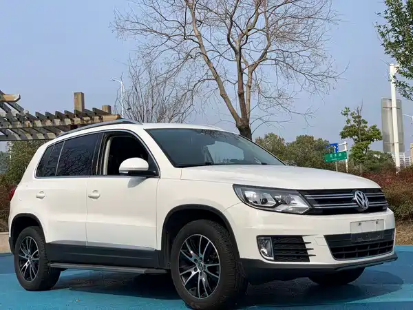 Volkswagen Tiguan 2015