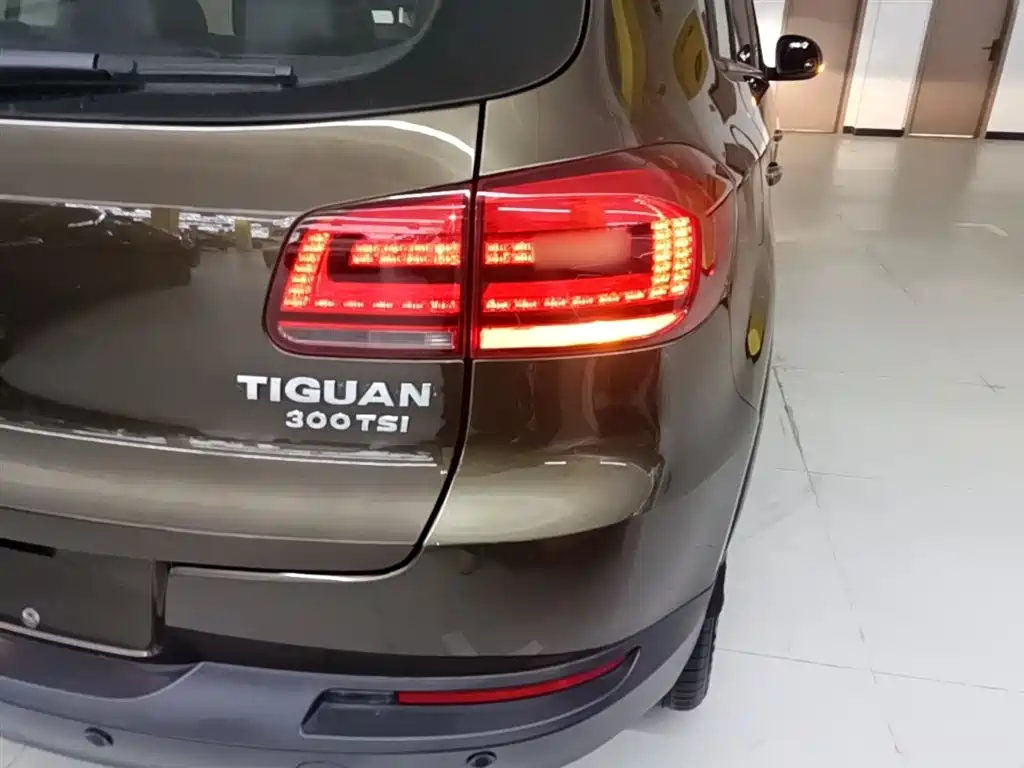 Volkswagen Tiguan 2018 — фото 8