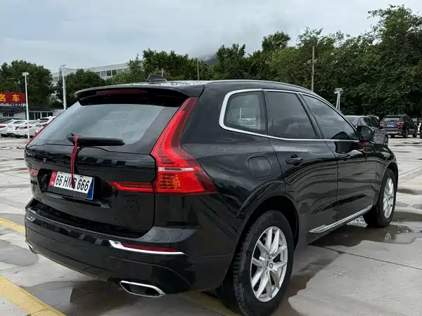 Volvo XC60 2021