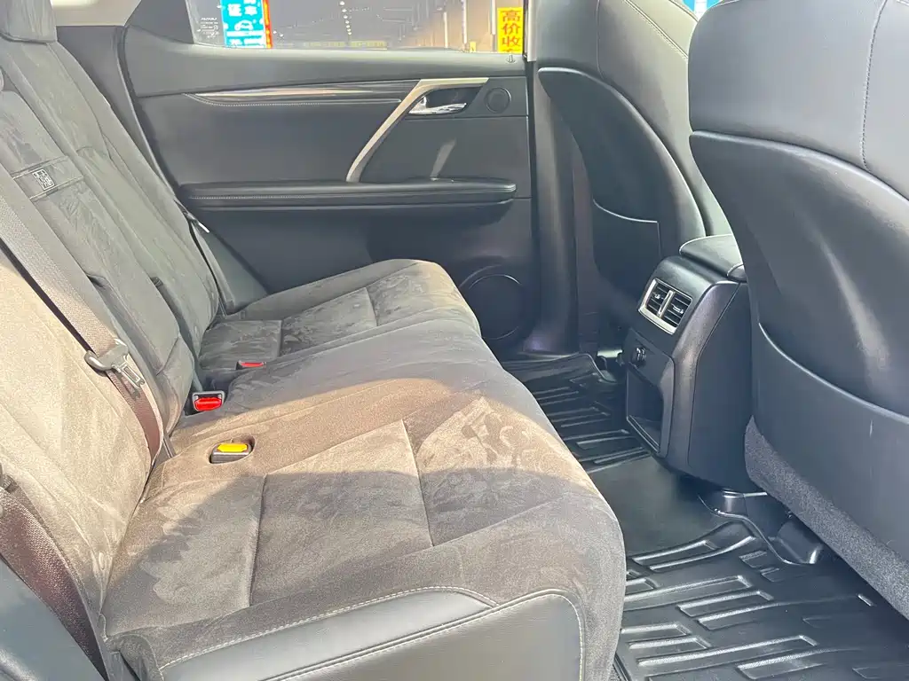Lexus RX 2019 — фото 12