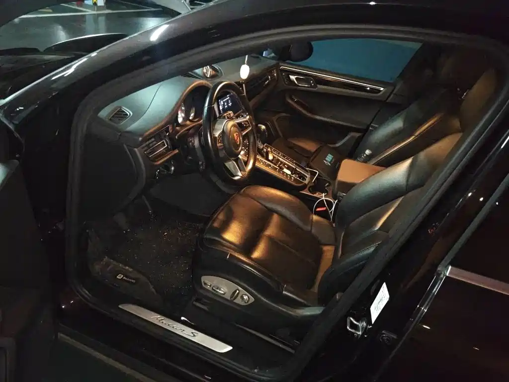Porsche Macan 2020 — фото 14