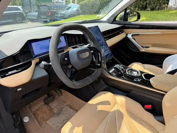 Geely Boyue L 2023