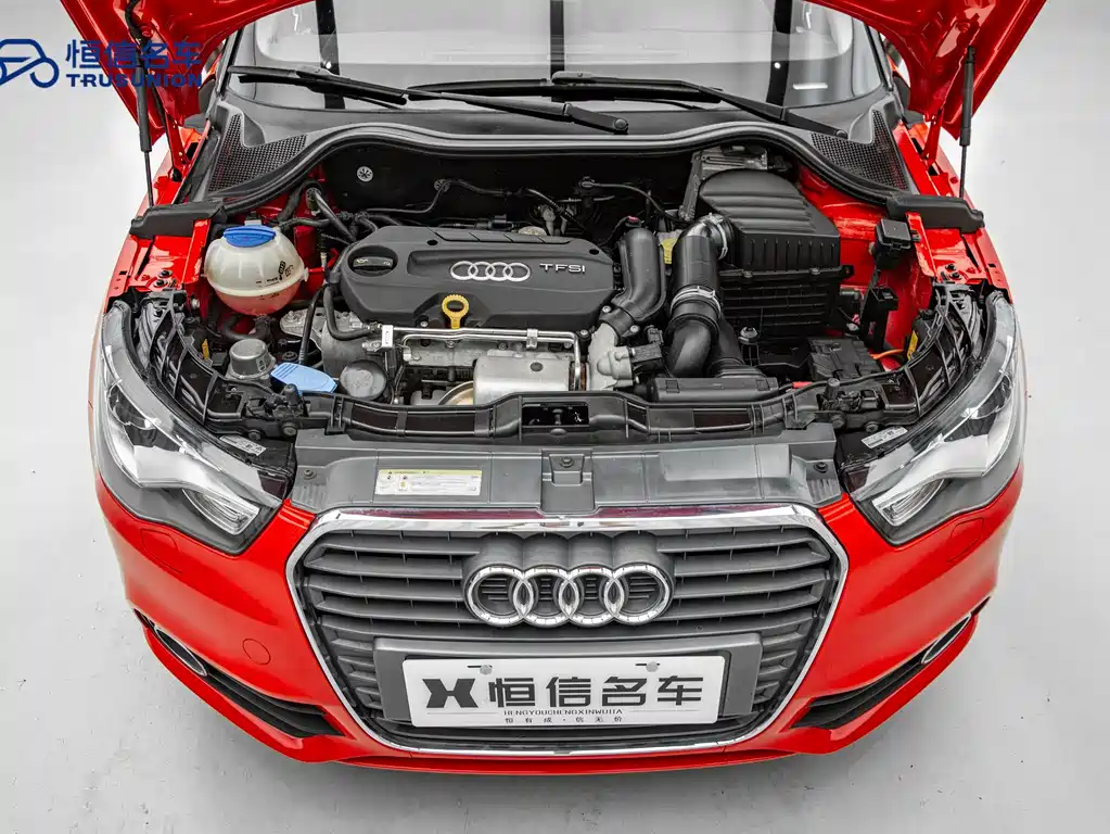Audi A1 2014 — фото 19