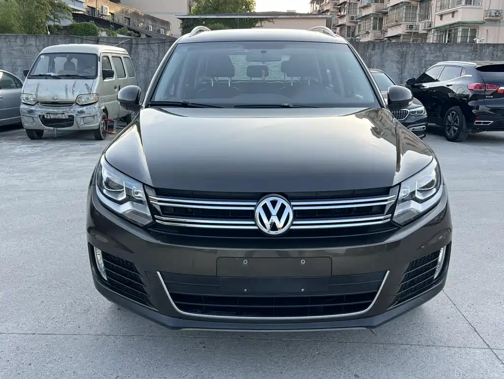 Volkswagen Tiguan 2014 — фото 2