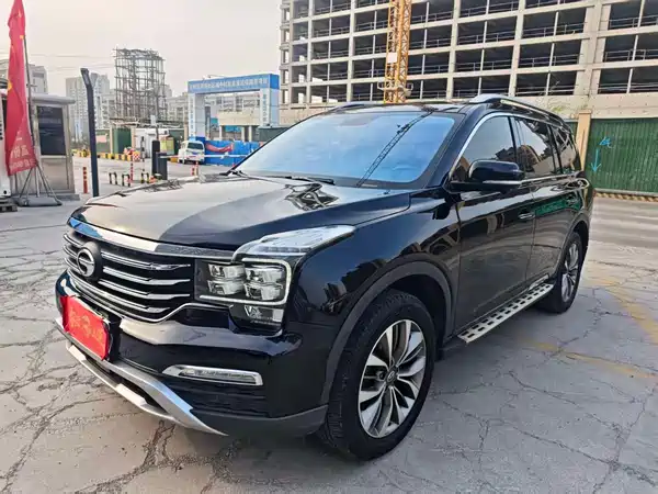 GAC Trumpchi GS8 2017