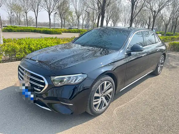 Mercedes-Benz E-Class 2025