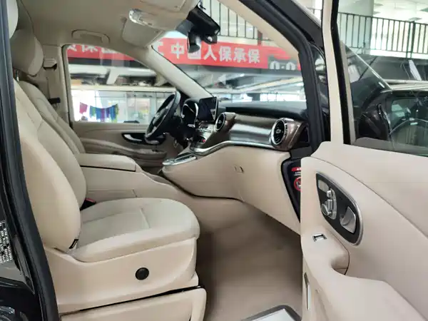 Mercedes-Benz V-Class 2021