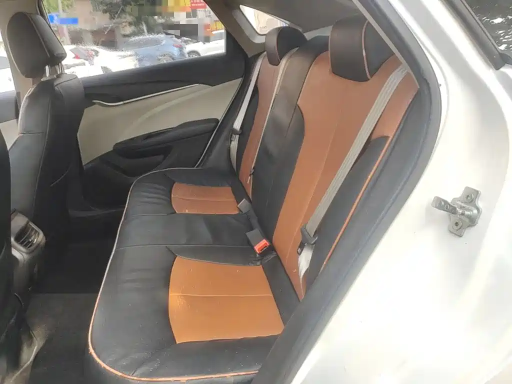 Buick Excelle GT 2016 — фото 13