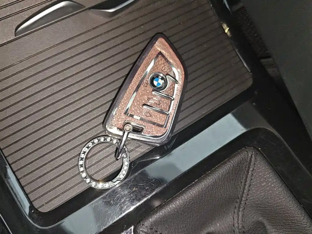 BMW X2 2022 — фото 9