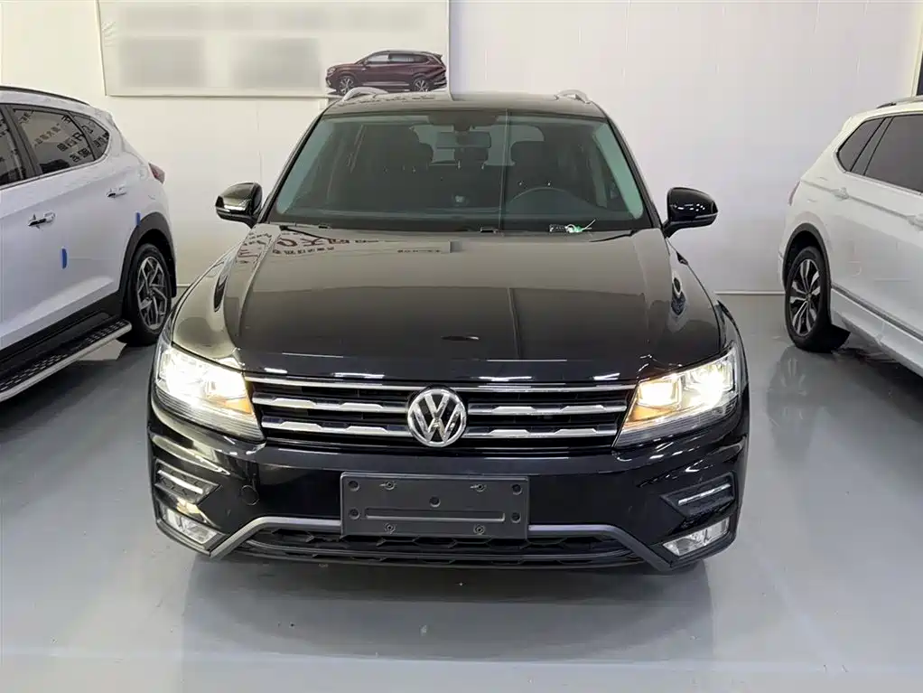 Volkswagen Tiguan L 2019 — фото 3