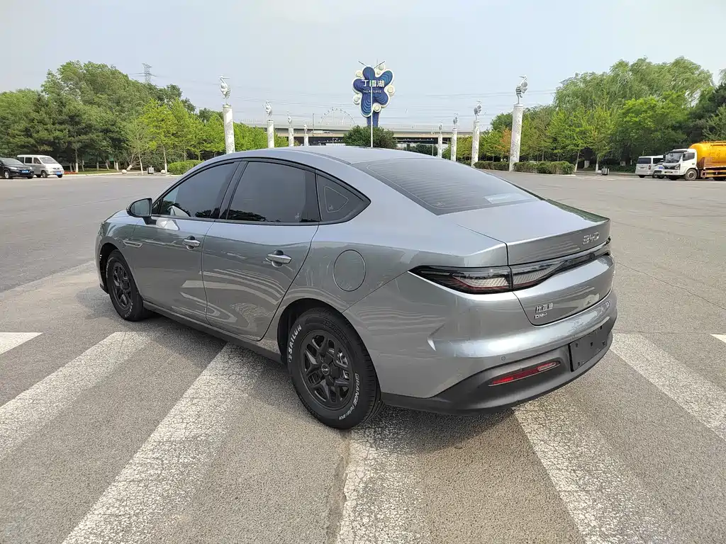 BYD Seal 05 DM-i 2025 — фото 5