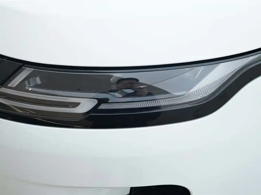 Land Rover Evoque 2023 — фото 14
