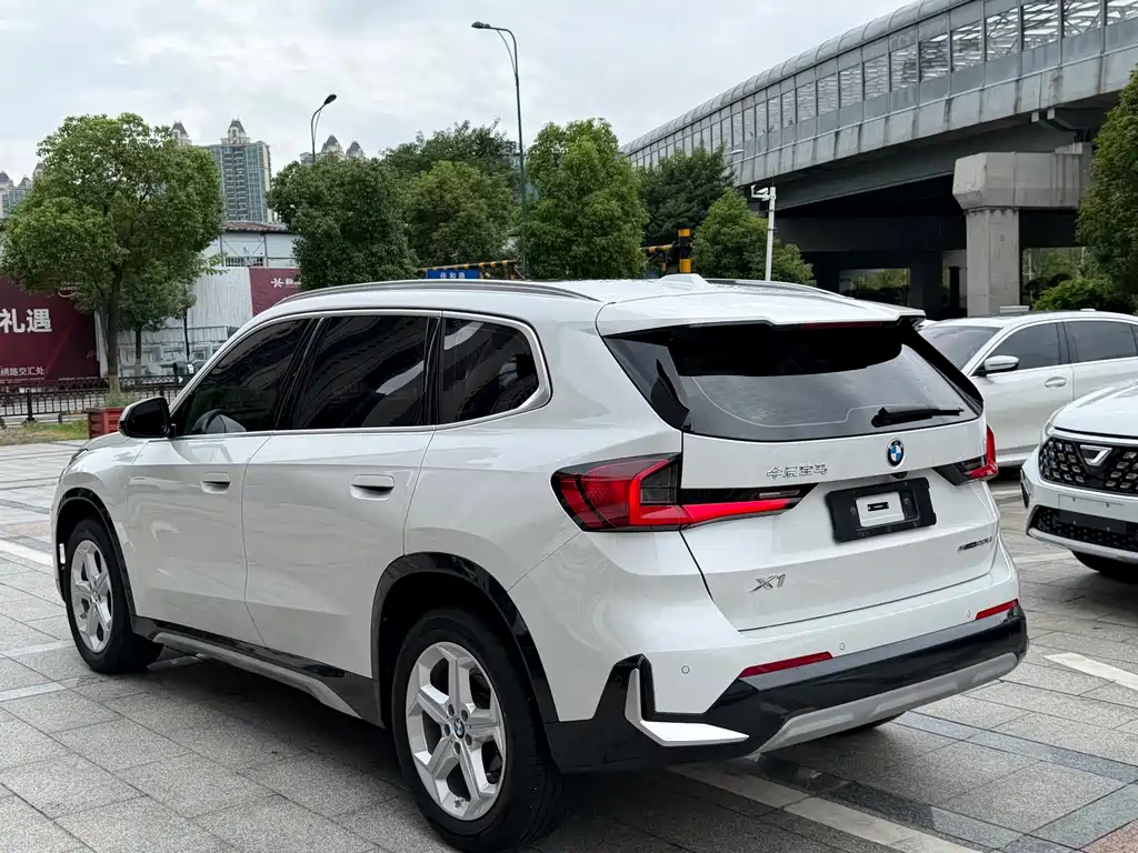 BMW X1 2023 — фото 11