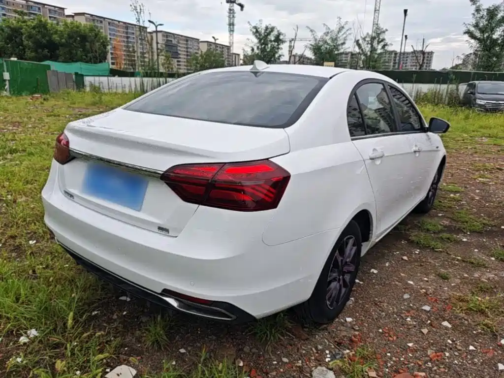 Geely Emgrand 2019